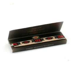 Boite X 25 Carnets De Feuilles 1 1/4 - Done In Paper -Fournitures Pour Fumeurs boite x 25 carnets de feuilles 1 1 4 done in paper 3