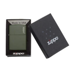 Briquet Zippo Logo - Vert Mat 7 Briquet Zippo Logo - Vert Mat -Fournitures Pour Fumeurs briquet zippo logo vert mat 2